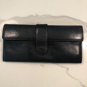 Hobo International wallet black pink